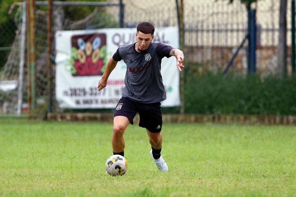 América-RN contrata 2 jogadores vindos do futebol paulista